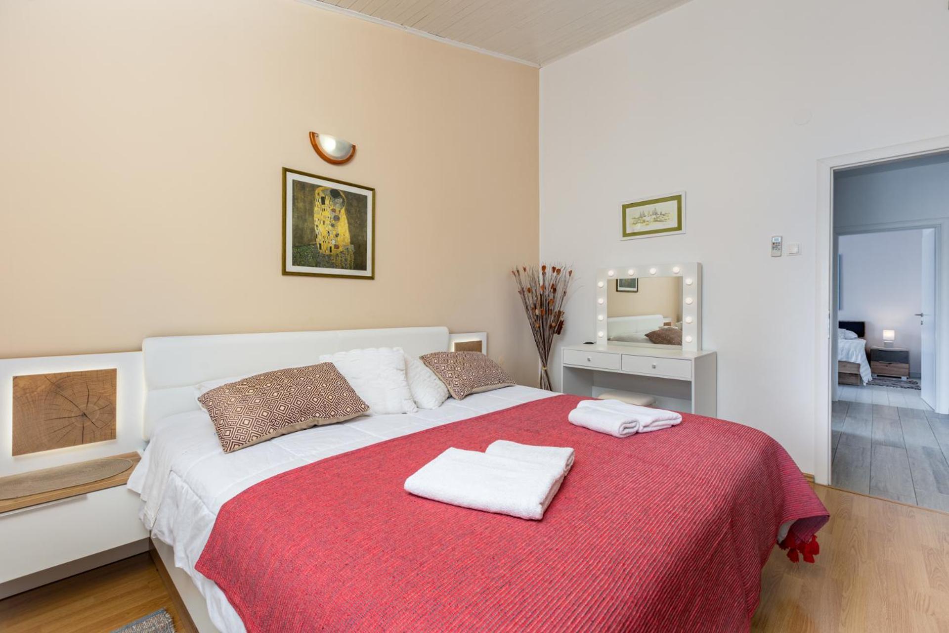 Apartment Neda Krk Town Eksteriør billede