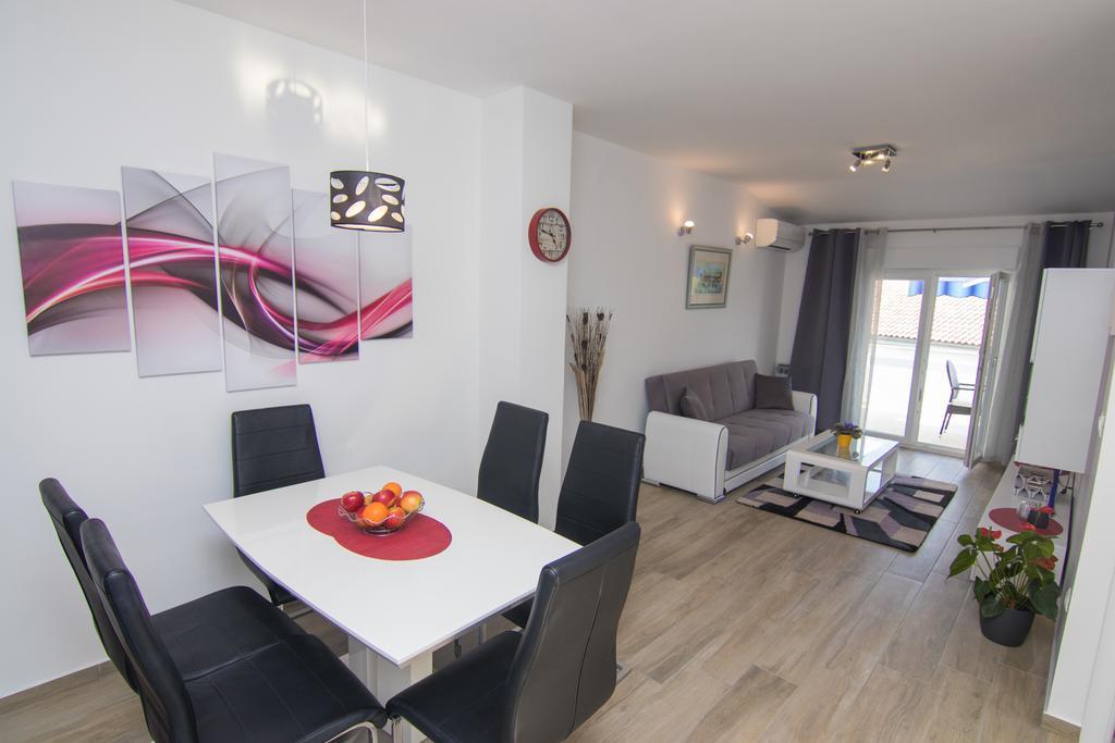 Apartment Neda Krk Town Eksteriør billede